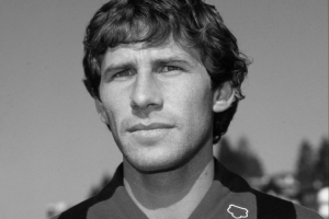 意参议院议长悼念巴雷西时没有提及AC米兰，这让米兰球迷们很不满